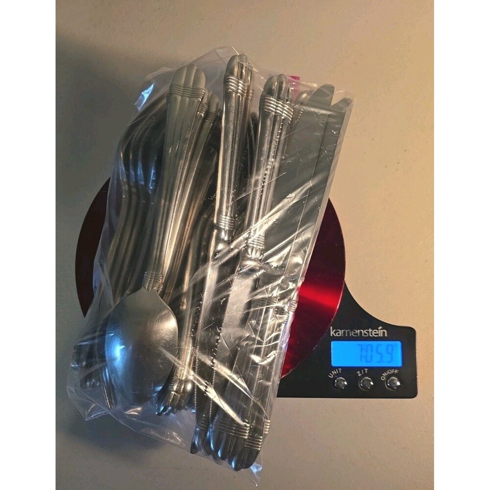 Linear Ridges Odyssey Style Silverware Set - Setting For 6 - 40 Pieces - Picture 10 of 10